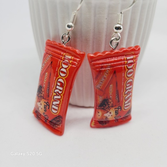 Handmade Candy Bar Miniature Dangle Earrings Red Fun Size Foodie Novelty Jewelry - Picture 3 of 8